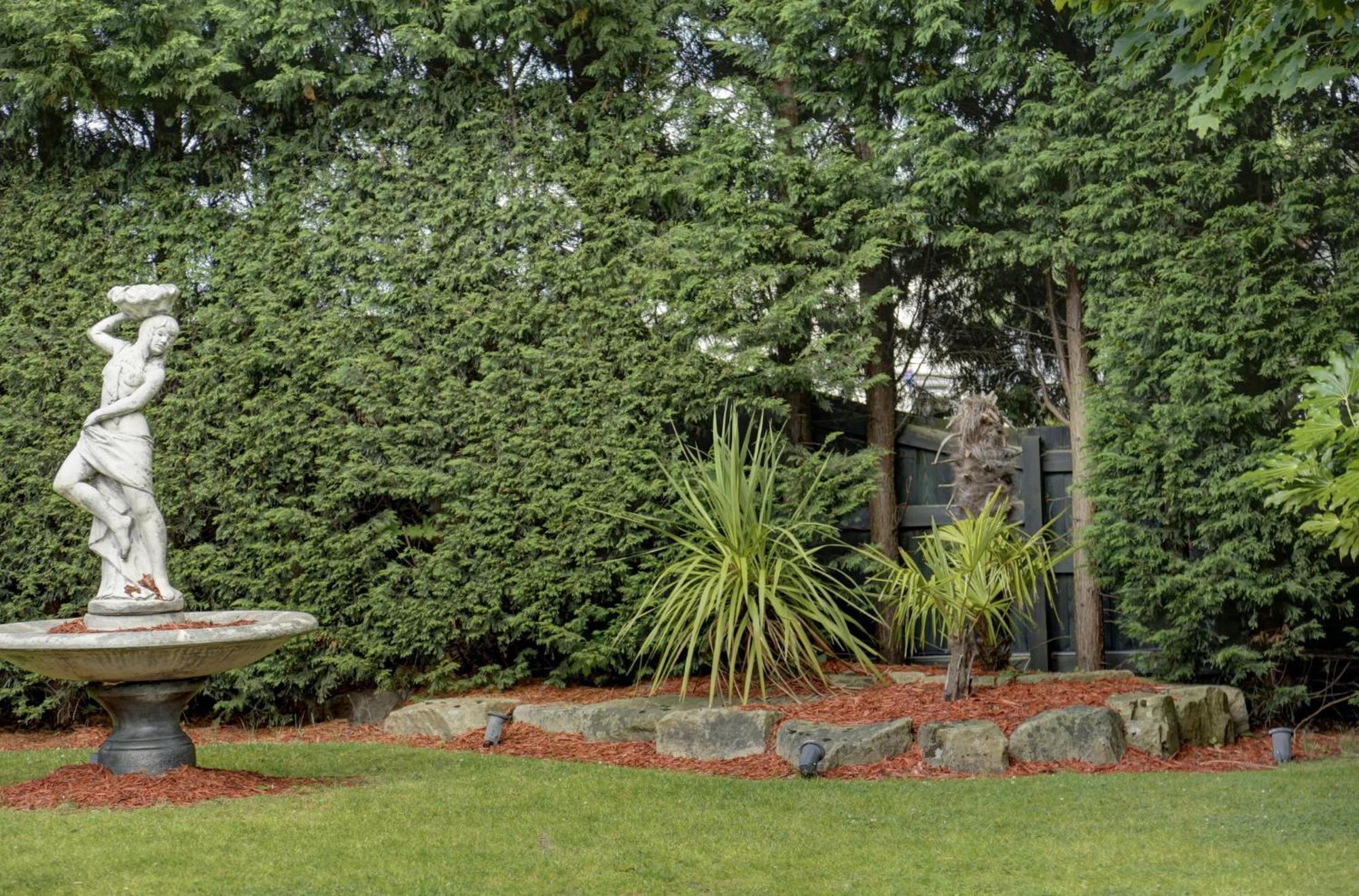 - - Oldham By Ihg Hotel Manchester